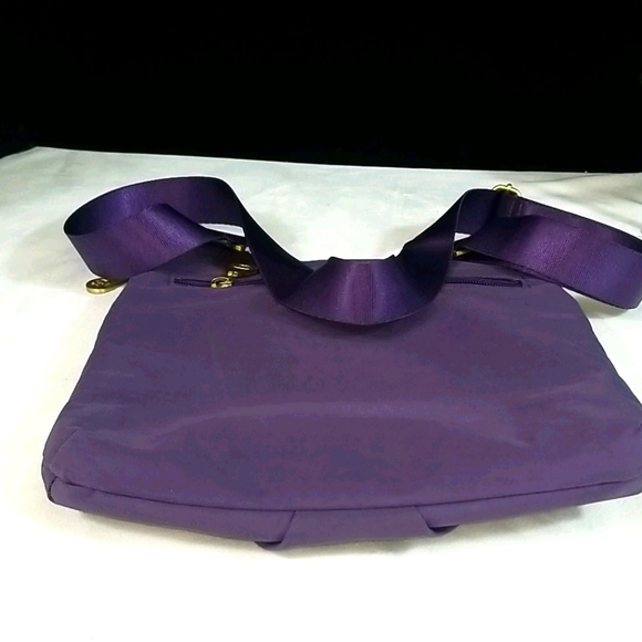 Baggalini Crossbody Bag - Picture 4 of 7